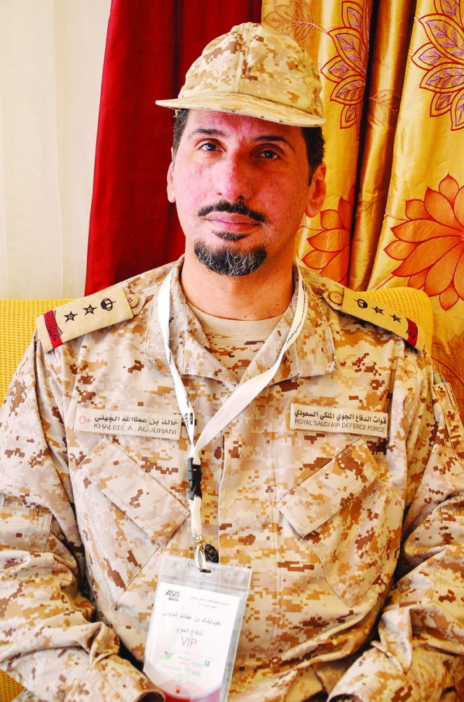 مطار الملك عبدالعزيز الدولي On Twitter قائد قوة أمن المطارات في القوات الجوية الملكية السعودية يزور اليوم مجمع صالات الحج والعمرة والصالة رقم 1 بمطار الملك عبدالعزيز Https T Co Wiuxwdytak