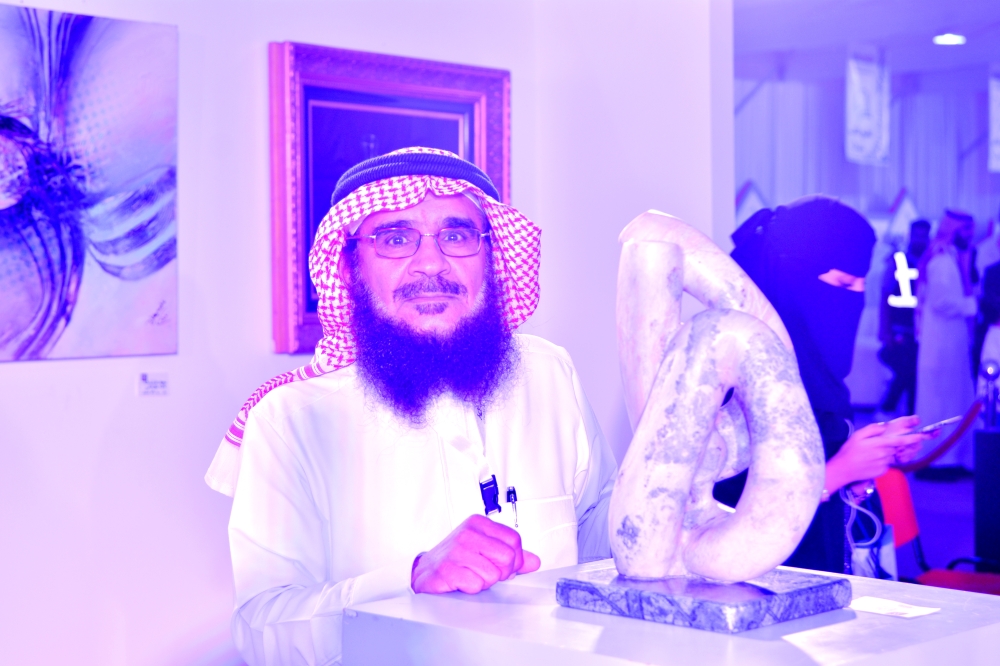 علي الطخيس