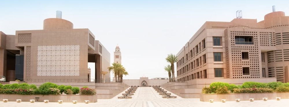 جامعة الملك عبدالعزيز تستحدث نظام المصادقة الإلكتروني لتوثيق شهادات التخرج المدينة