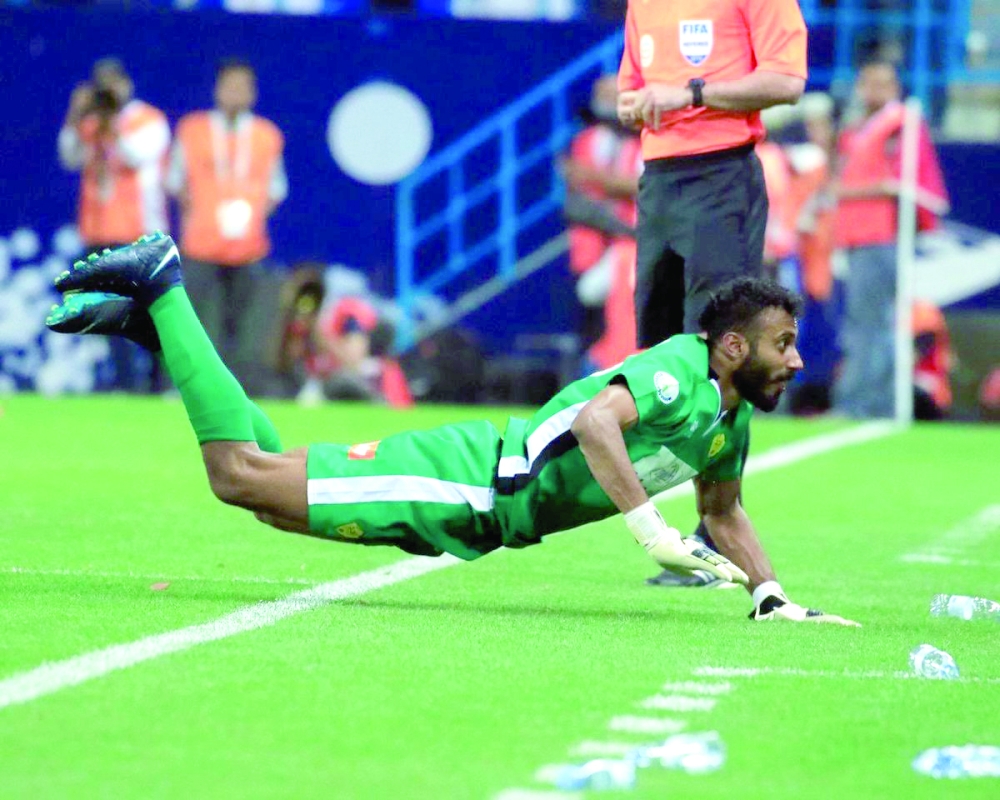 احتفالية العويشير بعد مباراة الهلال وأحد