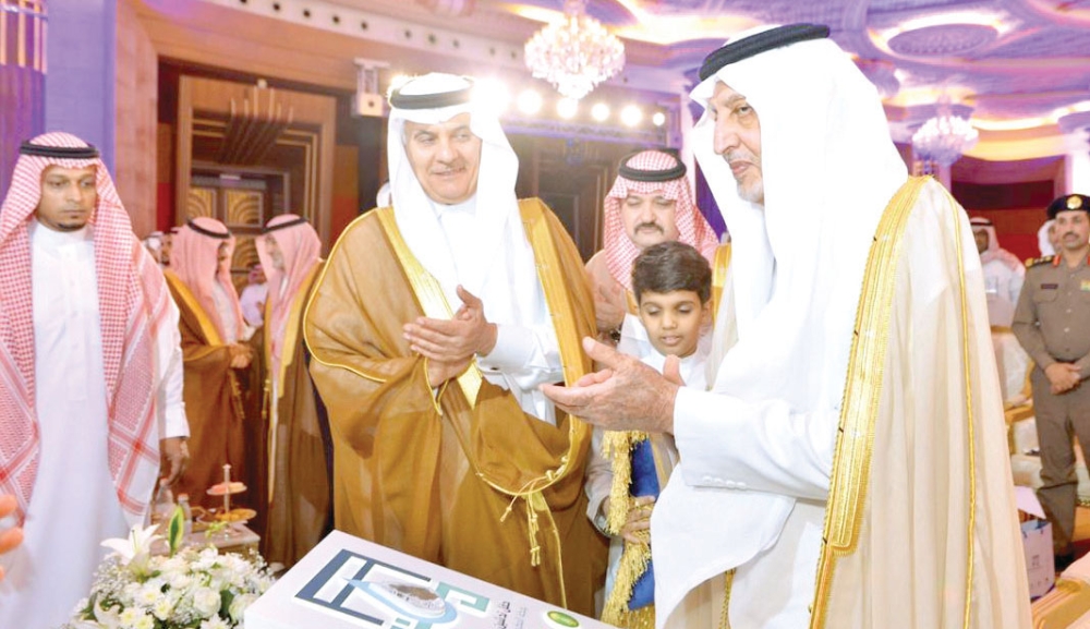 الفيصل أثناء تدشين المشروعات المائية الستة