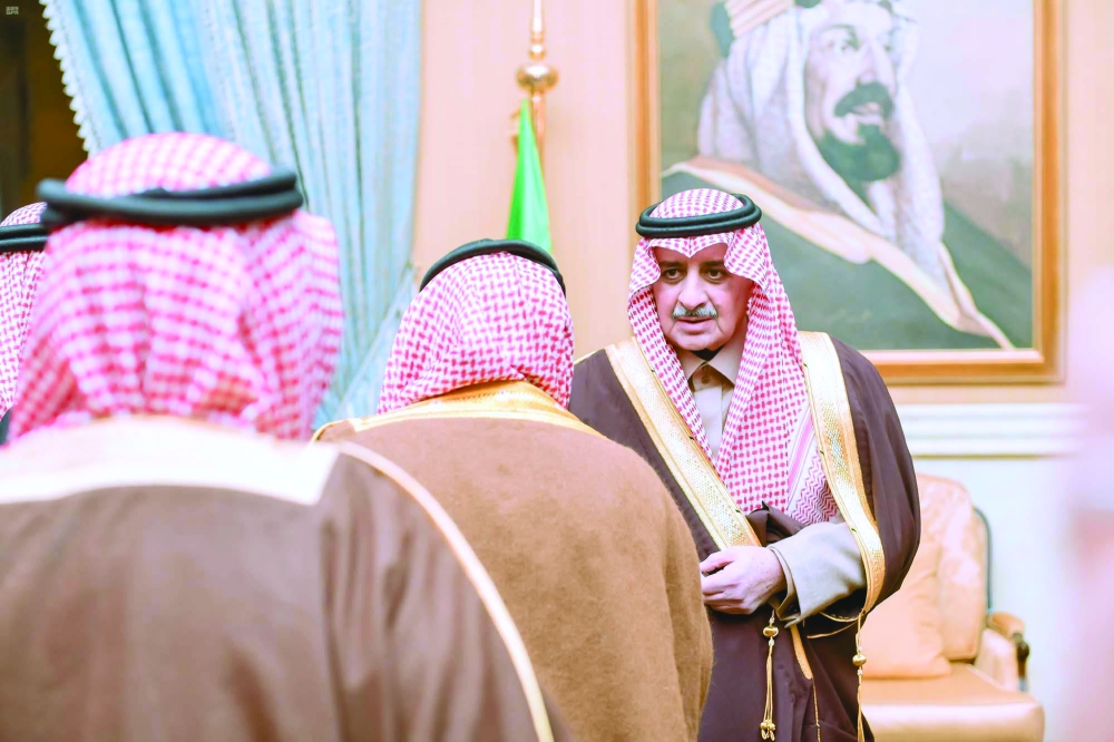 فهد بن سلطان خلال اللقاء