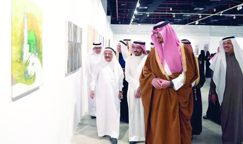 سعود بن خالد خلال افتتاح المعرض