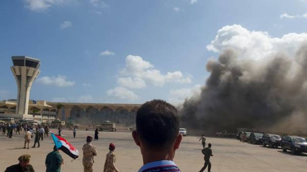 إدانة عربية واسعة للهجوم الإرهابي على مطار عدن وتحميل ميليشا الحوثي الإنقلابية المسؤولية عنه المدينة