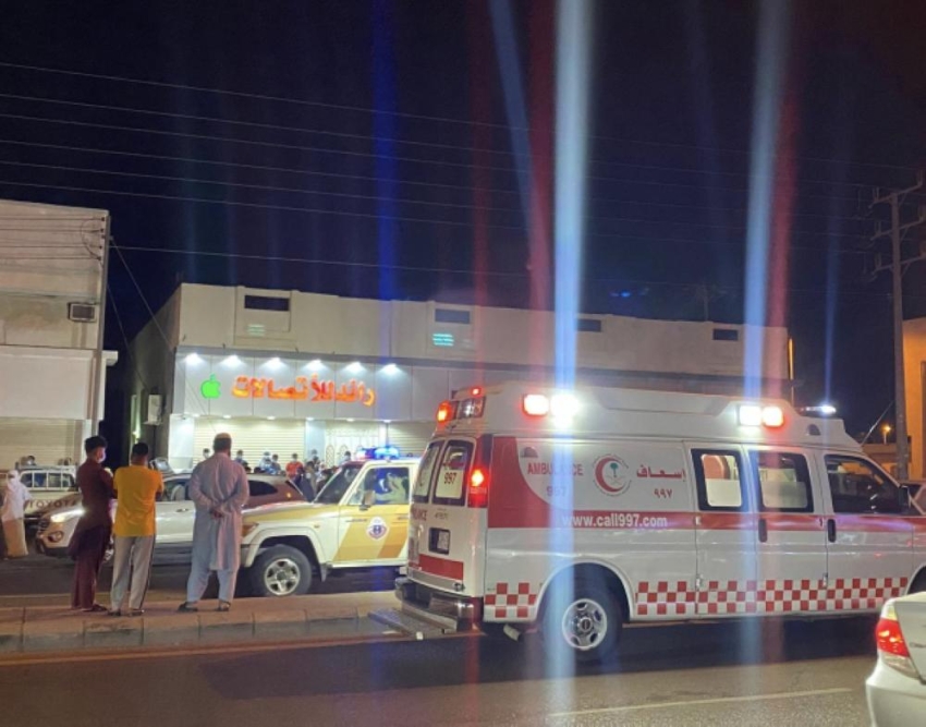 جانب من مباشرة الجهات الامنية لموقع الدهس