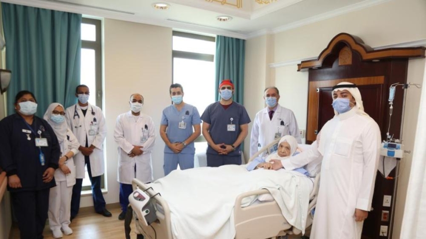 انقاذ حياة مريضة عمرها 100عام بالمركز الطبي الدولي المدينة
