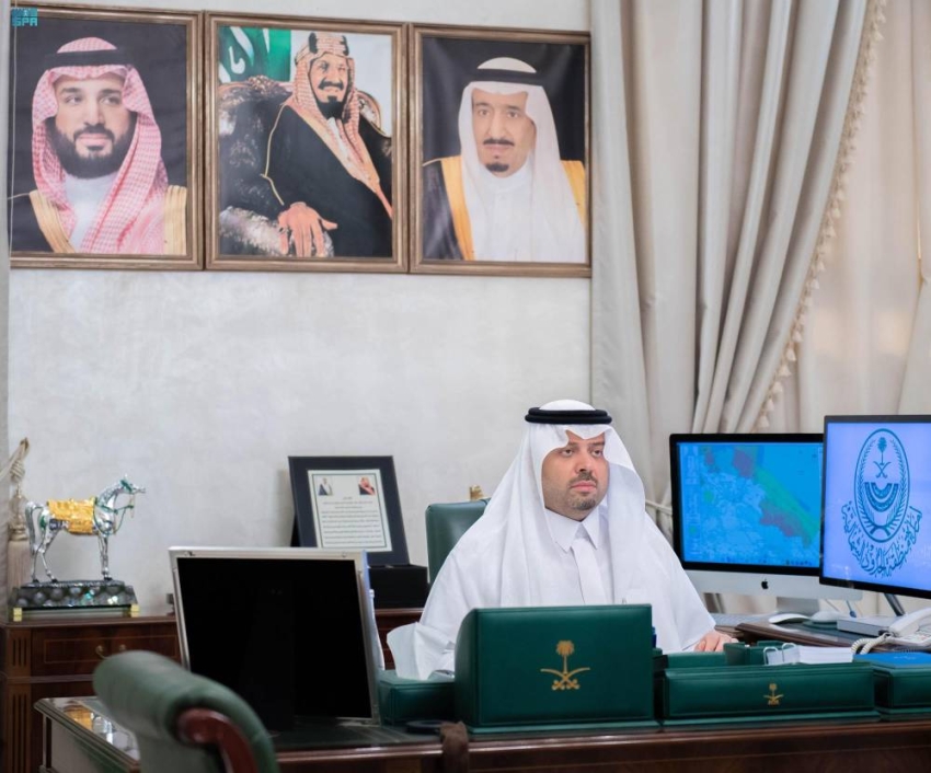 أمير منطقة الحدود الشمالية يرأس اجتماع لجنة الطوارئ المدينة