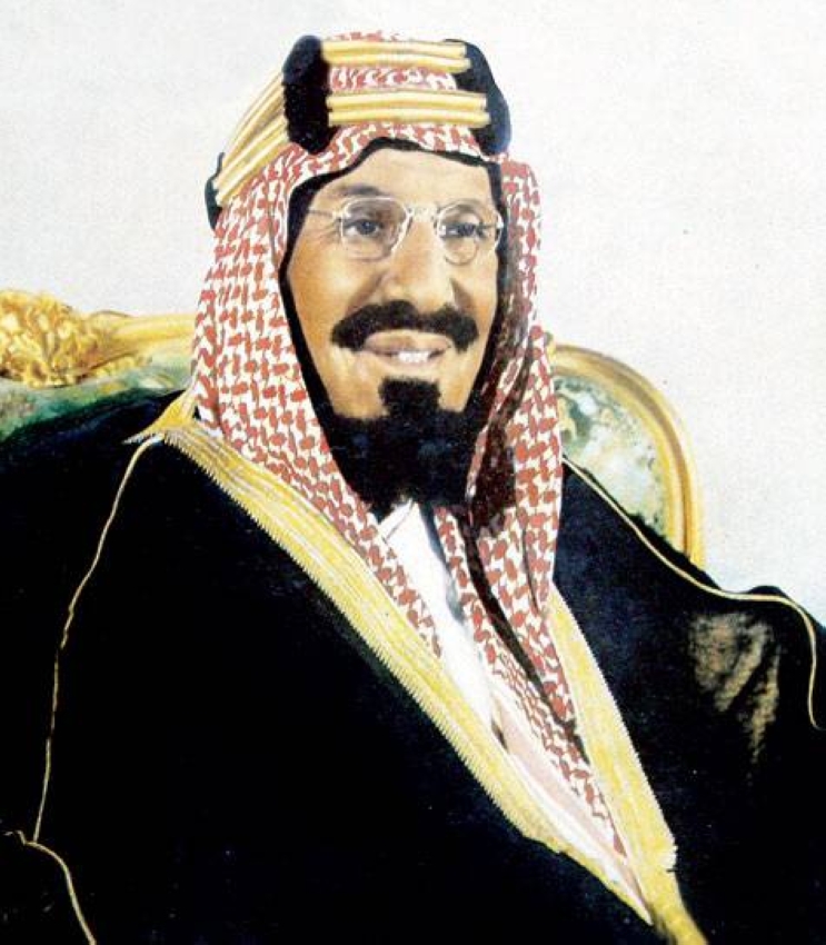 ولد الملك سعود بن عبدالعزيز عام 1319 في مدينة