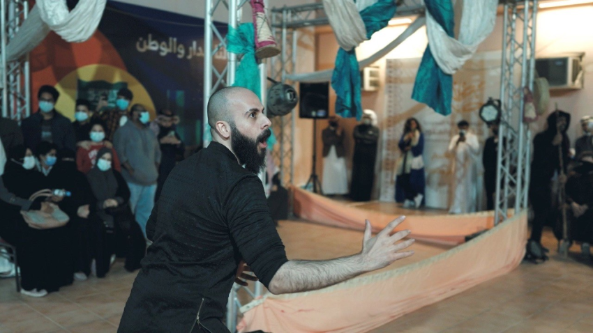 ثقافة وفنون الدمام تحتفي باليوم العربي للمسرح (4)