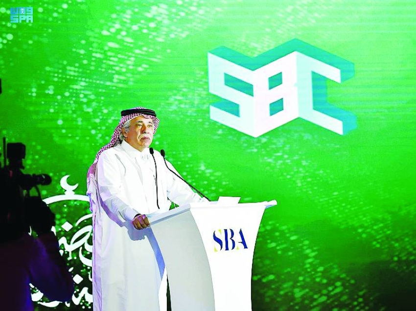 وزير الاعلام  خلال اعلان  الدورة البرامجية لرمضان