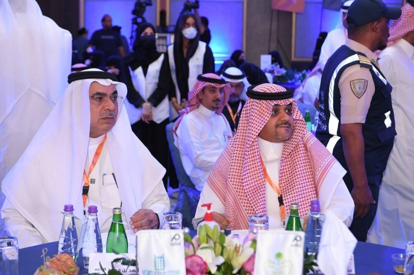 انطلاق الملتقى الأول للمشاركة المجتمعية تحت شعار مشارك (3)