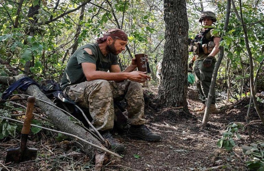 145-103611-mortar-trenches-ukrainian-soldiers-underground-2
