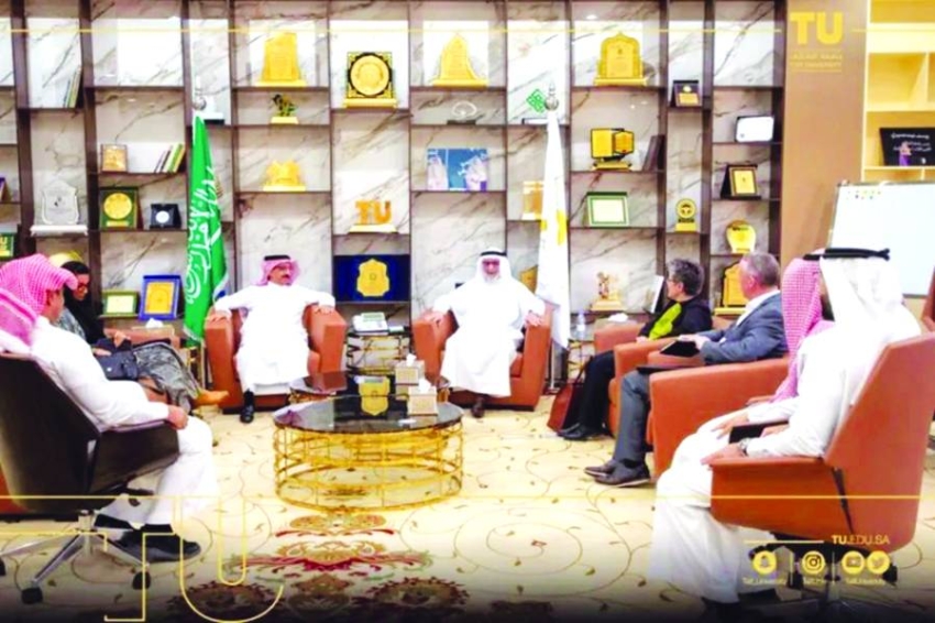 خلال اللقاء