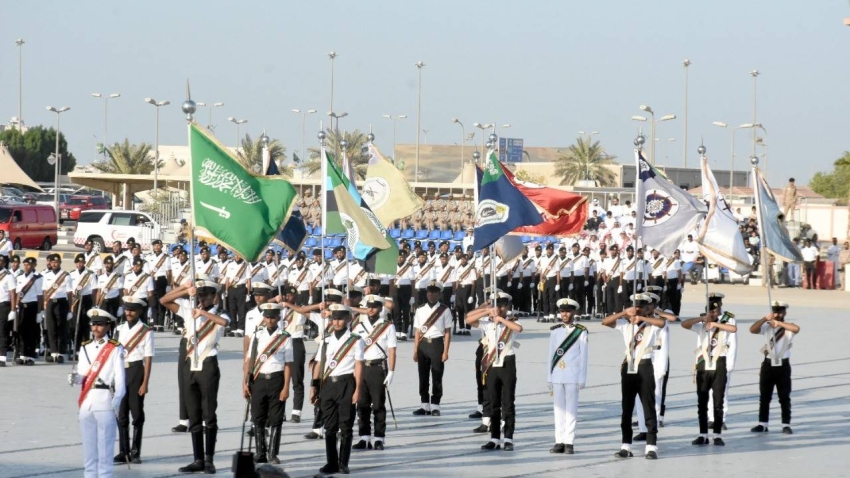 تخريج  دفعة    من طلبة معهد الدراسات الفنية للقوات البحرية (7)