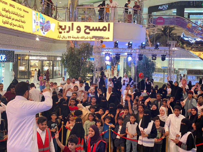  جانب من مبادرة مبادرة  مقعد لكل طفل  (5)