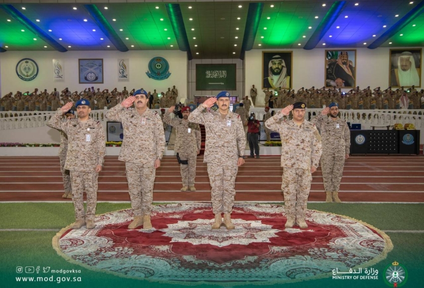 تخريج الدورة 136 (1)