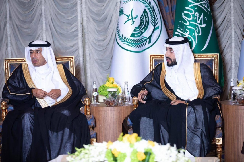 العريس خلف ووالده عضو مجلس الشورى مبارك الدوسري