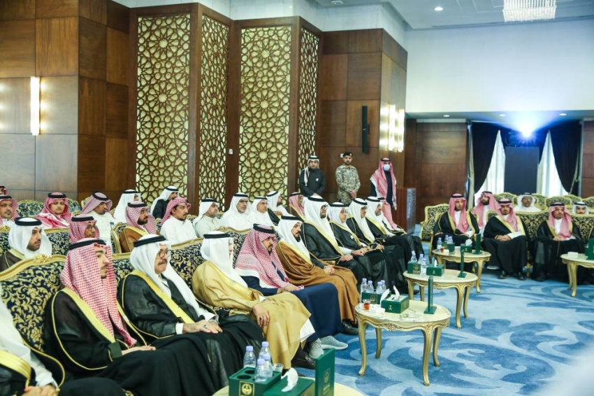 أمير الشرقية يكرم الفائزين بجائزة الإنسان أولاً (3)