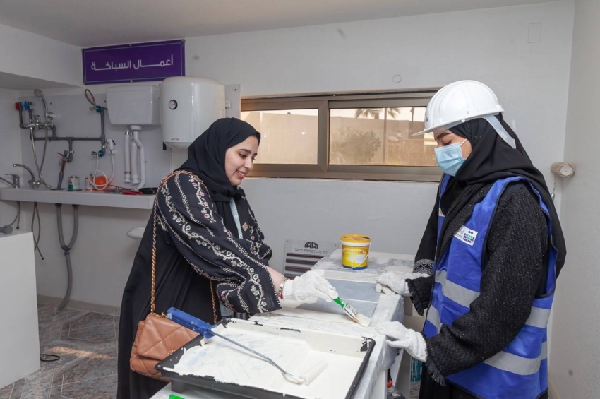 وكيل وزارة الصناعة يزور  ترميم ويتعرف على الدور الذي تقدمه لمستفيديها والمبادرات التطوعية لمركز  سمايا (3)