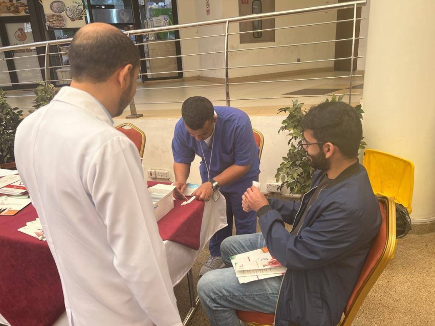 صحة الشرقية تفعل التوعية عن نقص المناعة المكتسب  (2)