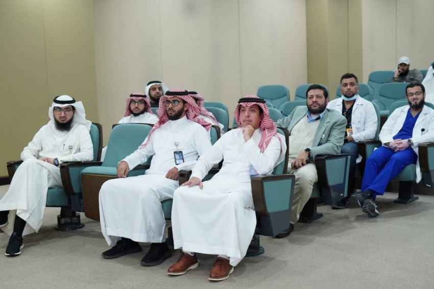 مركز طب الاسرة والمجتمع بجامعة الامام عبد الرحمن بن فيصل يدشن مسارات الكشف المبكر عن السرطان (2)