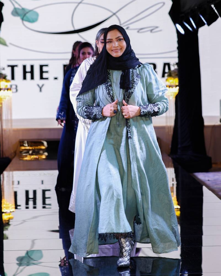 من عروض المهرجان