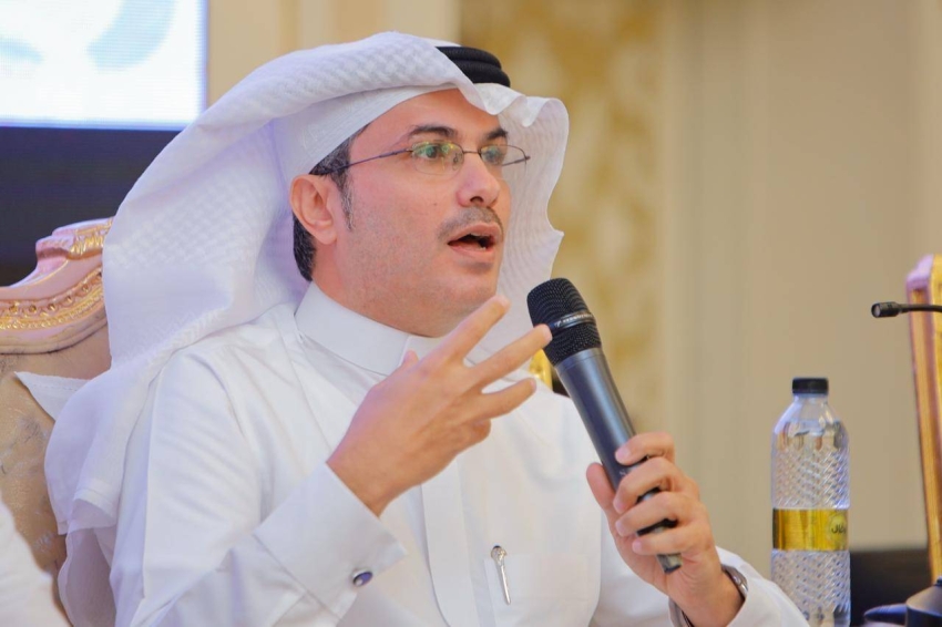 د. عادل خميس