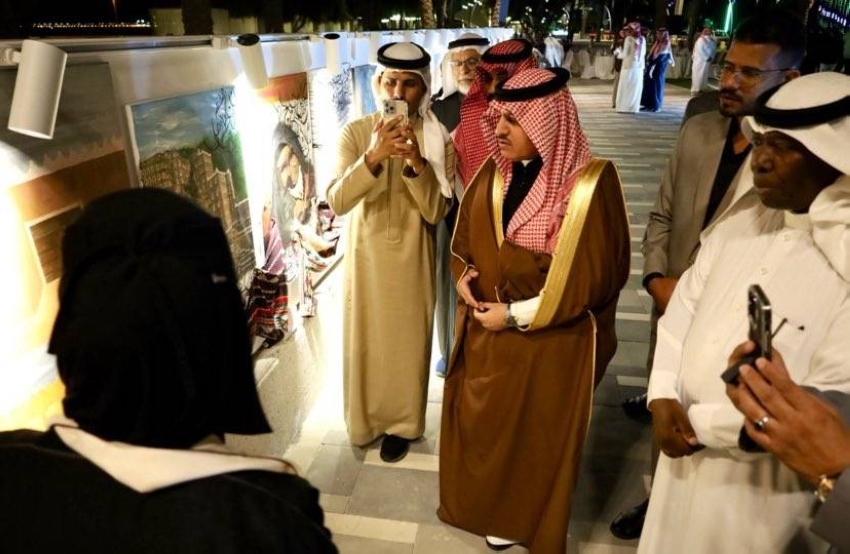 في يوم التأسيس ملتقي أملج للفنون يحتفل بمعالم السياحة بالمملكة 