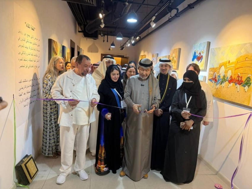 من افتتاح المعرض 