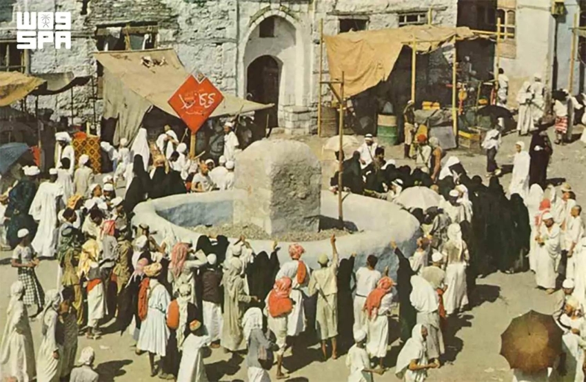 بلا عنوان