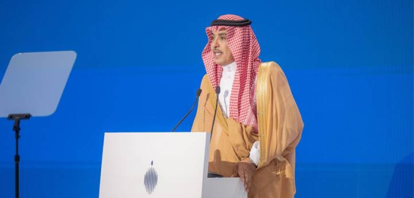 وزير الإعلام سلمان الدوسري