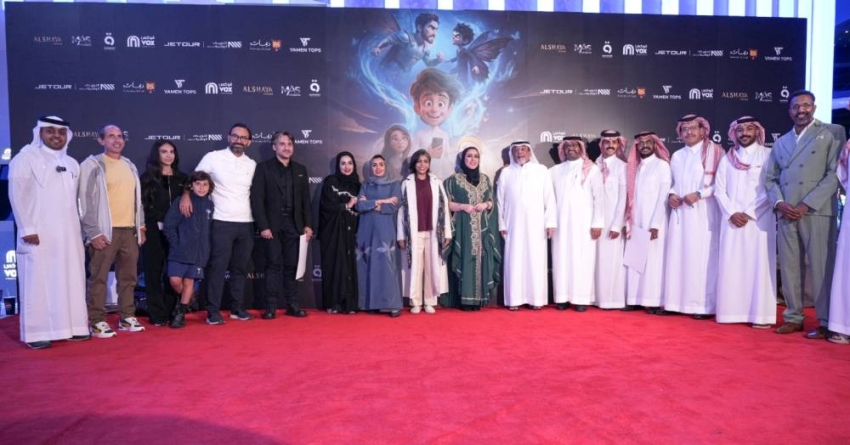 الفنان راشد الشمراني مع نجوم فيلم 