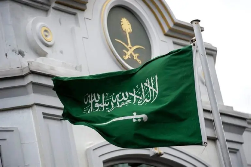 سفارة المملكة لدى المملكة المتحدة تدعو المواطنين المتأثرة رحلاتهم الجوية إلى التواصل معها