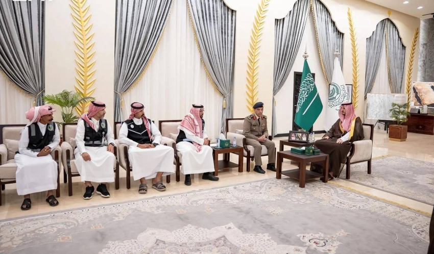 محافظ الطائف يستقبل منسوبي "ساعد للبحث والإنقاذ" ويطّلع على أعمالها