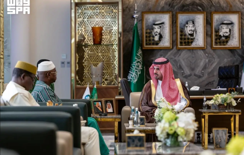 أمين منطقة الرياض وسفير بوركينا فاسو يبحثان فرص تعزيز التعاون وتبادل الخبرات