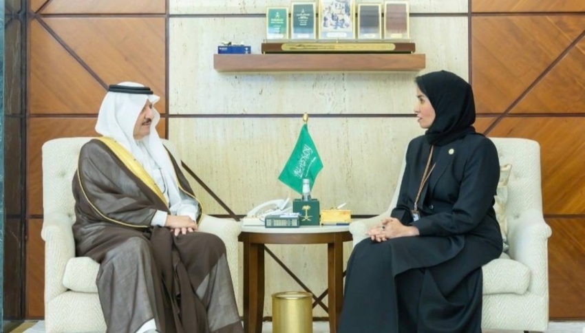 أمير المنطقة الشرقية يستقبل مدير عام التعليم بالمنطقة