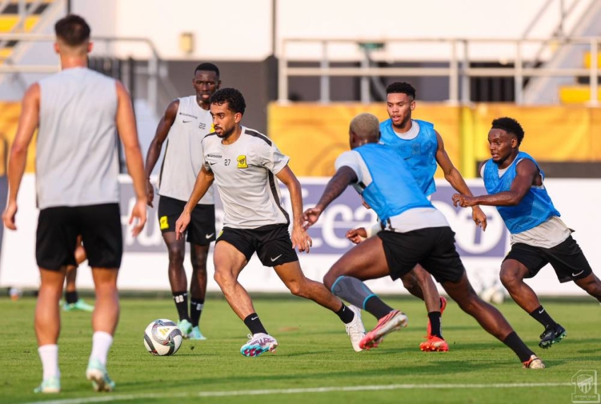 الاتحاد يستدرج شباب الأهلي لاستعادة التوازن