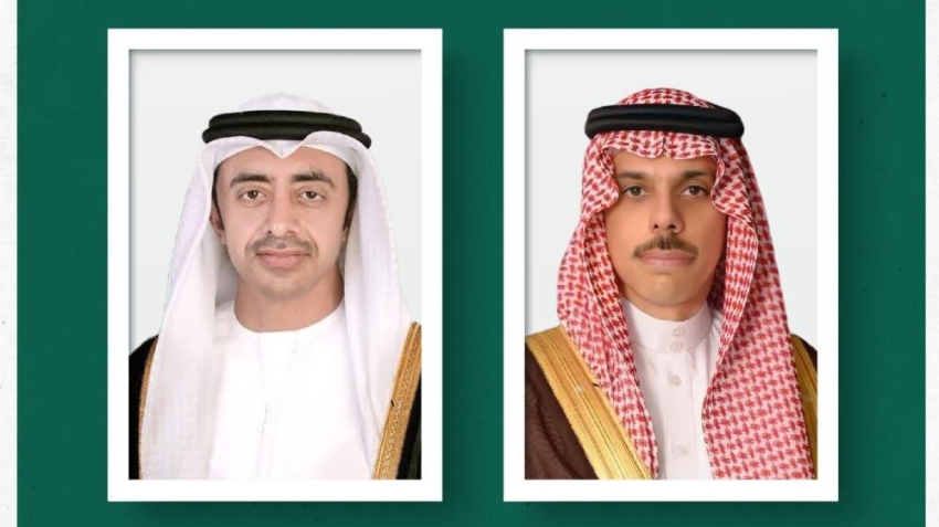 وزير الخارجية يتلقى اتصالًا هاتفيًا من وزير خارجية الإمارات