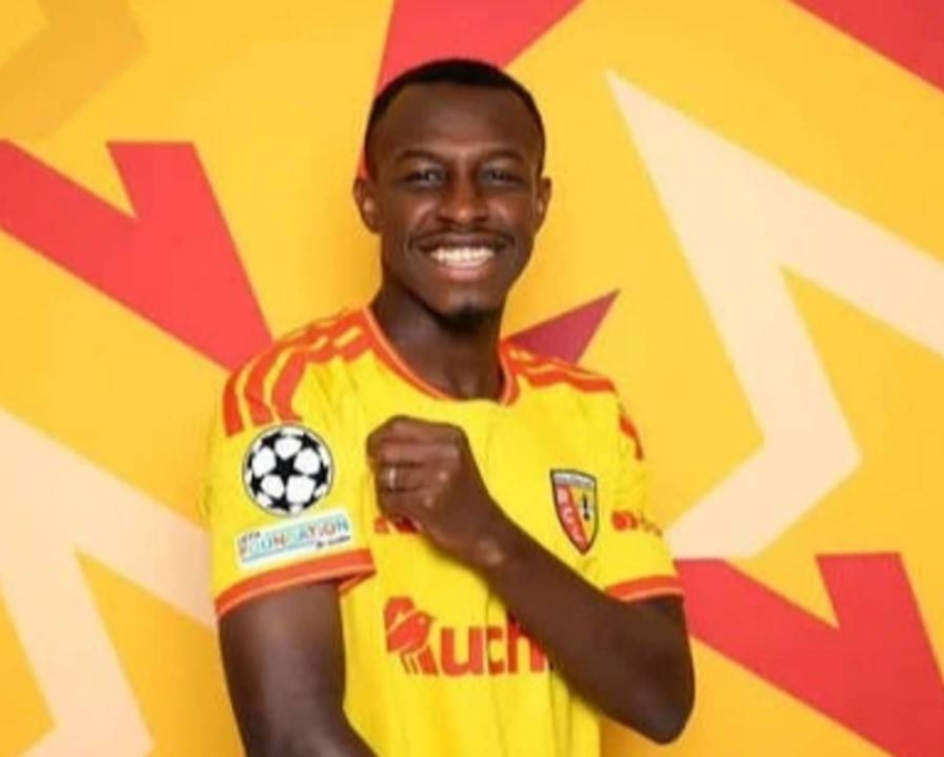 كأول لاعب سعودي.. سعود عبدالحميد يدخل التاريخ ويشارك في دوري الأبطال