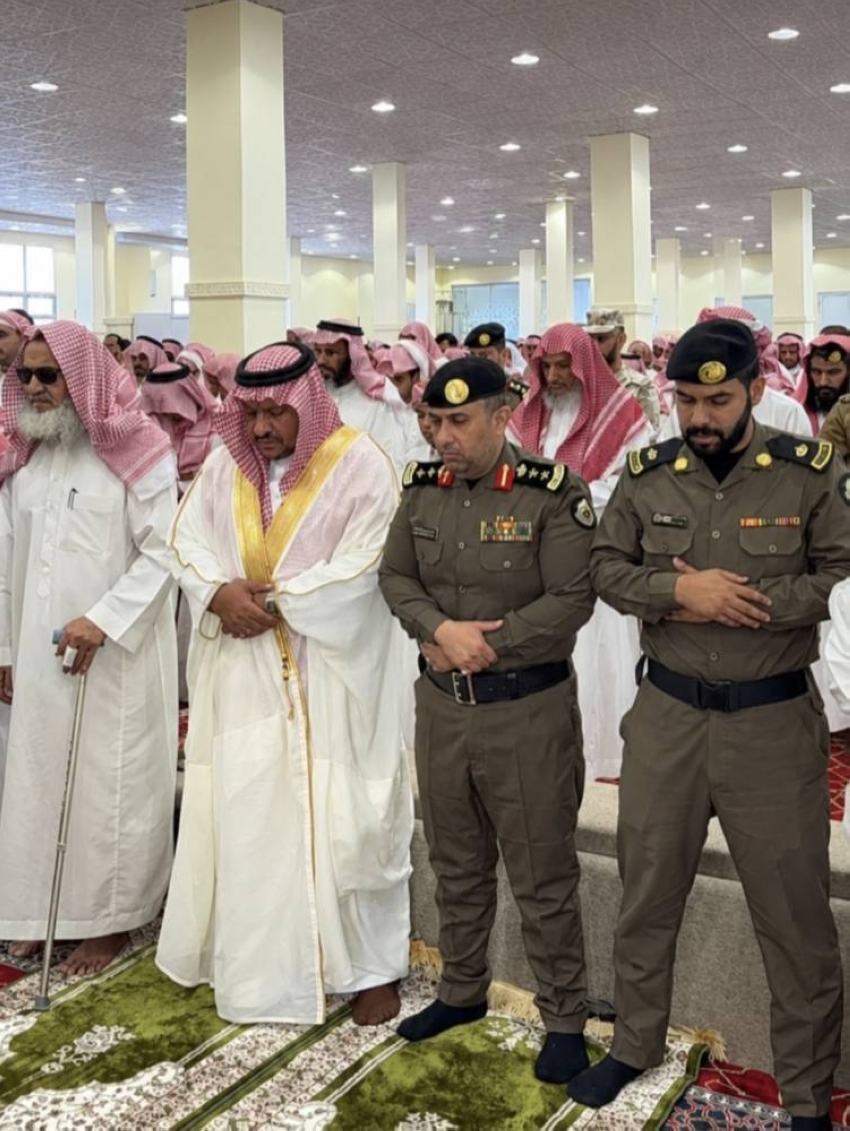 محافظ رنية يؤدي صلاة الميت على شهيد الوطن فهم السويدي