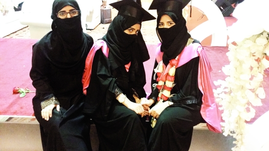 علوم جامعة طيبة تكرم 468 طالبة من البكالوريوس والماجستير المدينة